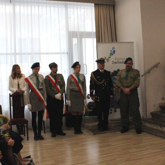 Uroczystość przekazania sztandaru Żołnierzy Kresowych AK