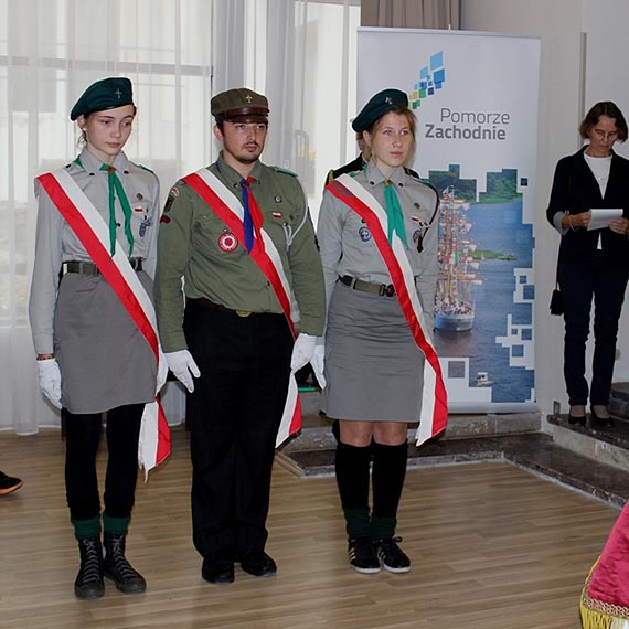 Uroczystość przekazania sztandaru Żołnierzy Kresowych AK