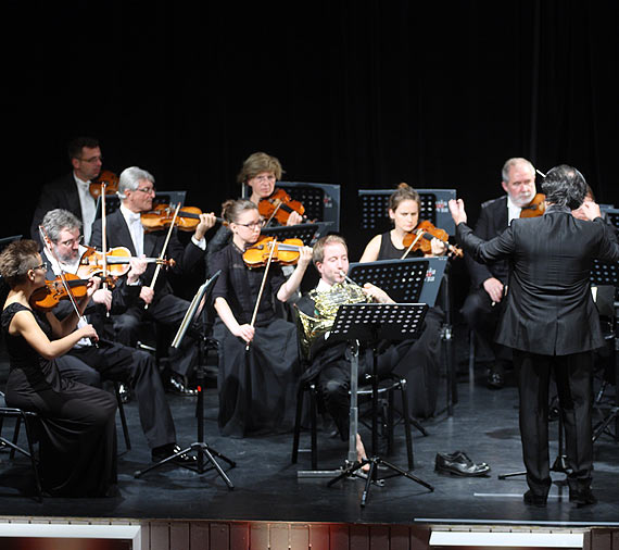 Krzysztof Penderecki dyrygowa w winoujciu