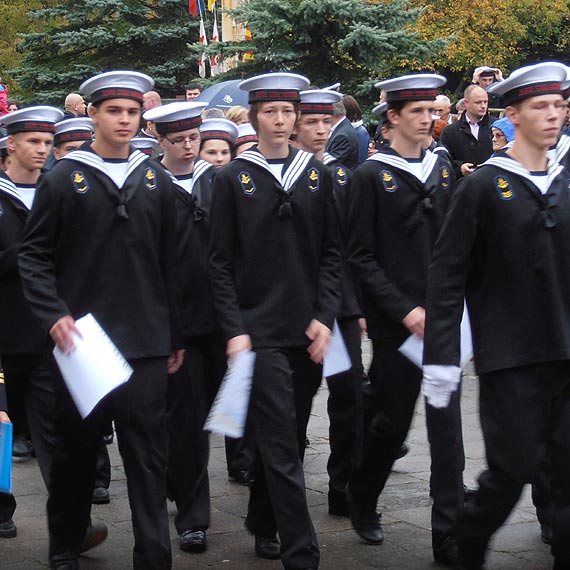 Uroczyste ślubowanie uczniów klas pierwszych Zespołu Szkół Morskich