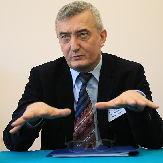 Prezes zarzdu szpitala Jacek Pitniewicz: Szpital na dzisiaj nie zadua si 
