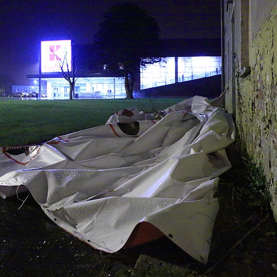 Wandale zniszczyli baner wyborczy
