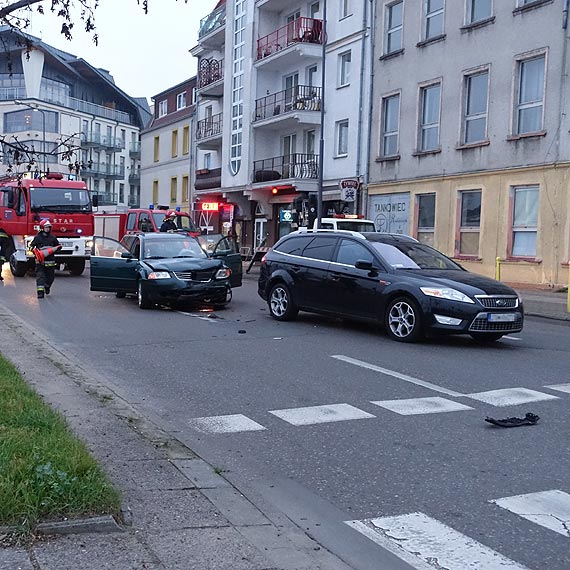 Kolejna kolizja na Wybrzeu Wadysawa IV. Kierowca volkswagena uderzy w forda