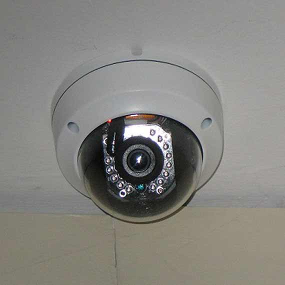 Okrad aptek, zdradzi go monitoring