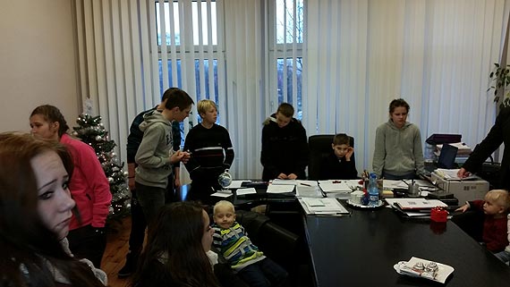 Mikołajów w naszym mieście nie brakuje! Dzieci z Domu Dziecka obdarowane prezentami