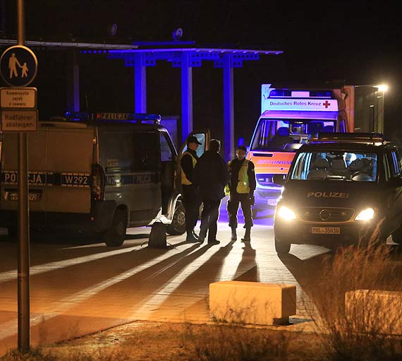Noownik zaatakowa starsz kobiet. Szuka go niemiecka policja. Zobacz film!