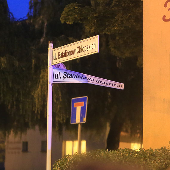 Czytelnik: Dewastowanie znakw to ulubiona rozrywka wandali?