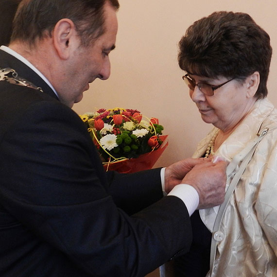 Cztery pary obchodziy 50- lecie poycia maeskiego