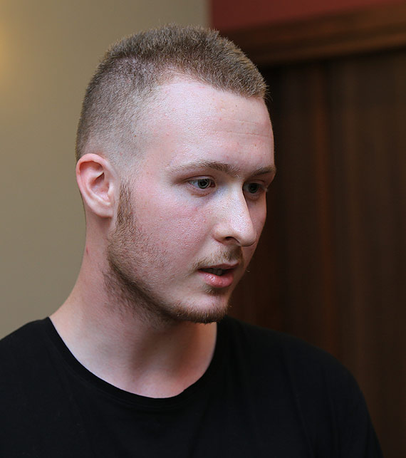Back to Black. Prezentacja kolekcji ubrań Piotra Popiołka