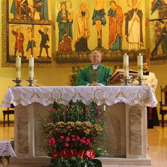 Ks. Kazimierz Sasadeusz kończy posługę proboszcza