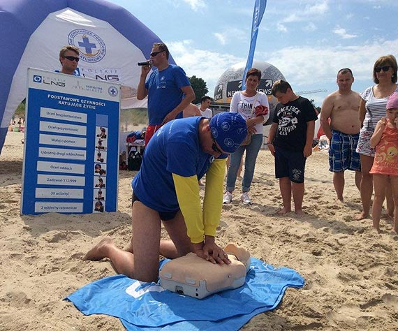 Sterowali metanowcem i układali rurociągi dla zabawy