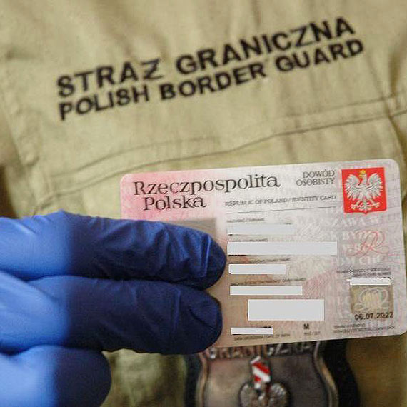 Fałszowali dokumenty tożsamości. Wpadli w ręce strażników granicznych