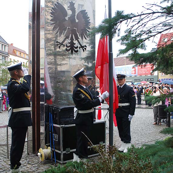 wito Wojska Polskiego w skwarze