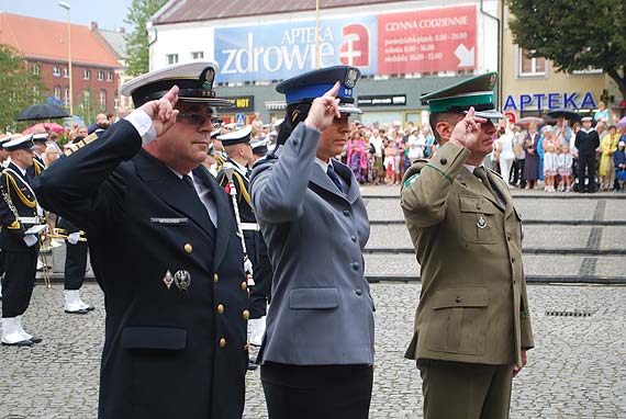 wito Wojska Polskiego w skwarze