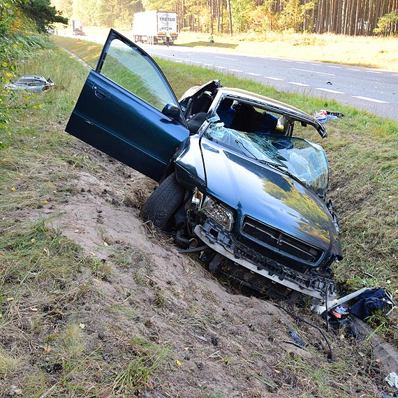 Zderzenie audi z tirem. Musiał lądować śmigłowiec