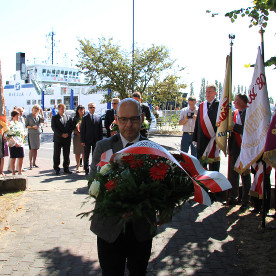 Składali kwiaty w rocznicę powstania NSZZ „Solidarność”