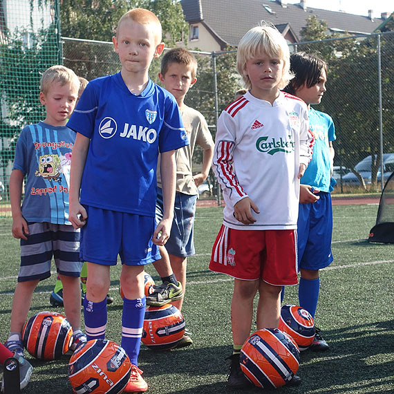Pierwszy trening Akademii Piłkarskiej Reissa za nami! Na zajęcia przyszło ponad 70 młodych piłkarzy!