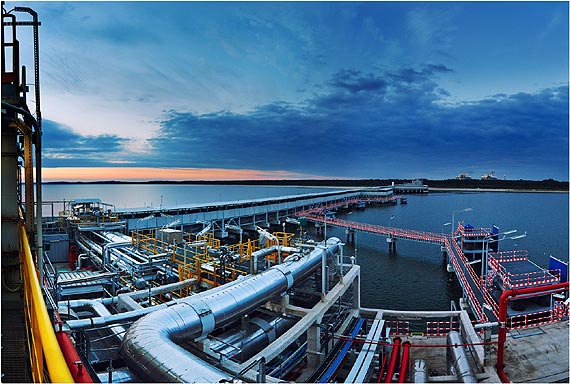Zakończono negocjacje z wykonawcą terminalu LNG