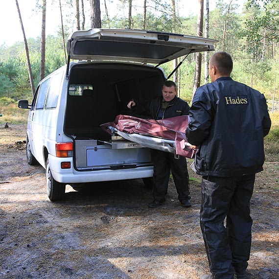 W lesie przy Karsiborach znaleziono ludzkie szczątki! Zabójstwo, wypadek, czy śmierć naturalna?