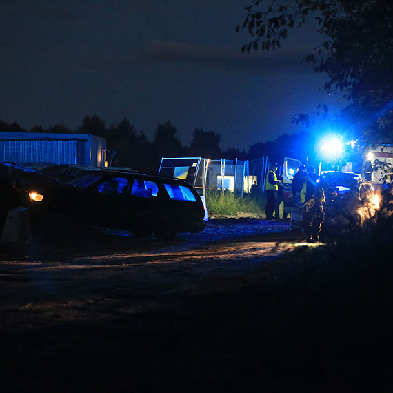 W ciganym przez niemieck policj fordzie, znaleziono silnik zaburtowy.  Niewykluczone e by kradziony...