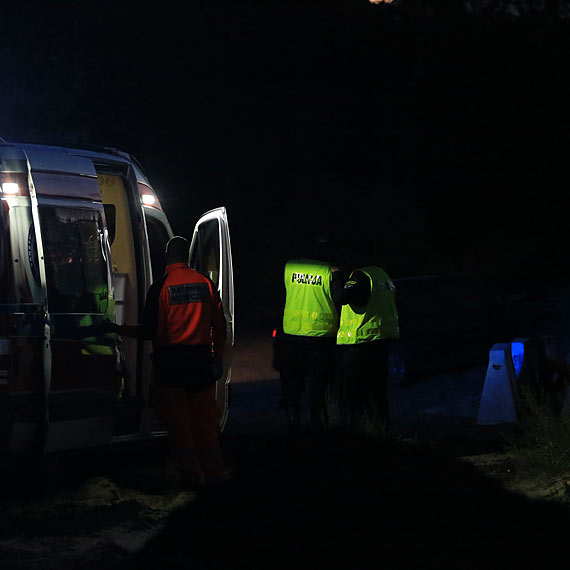W ciganym przez niemieck policj fordzie, znaleziono silnik zaburtowy.  Niewykluczone e by kradziony...