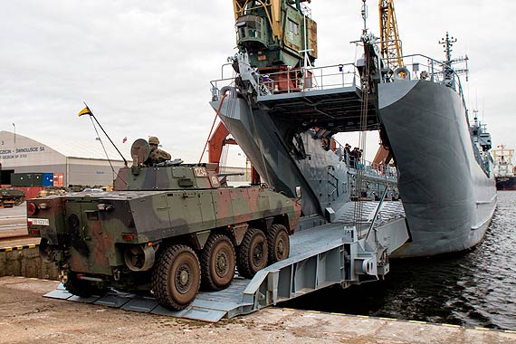 WARGACZ-15. Operacja załadunku w Szczecinie