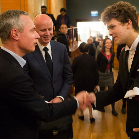 Szymon Nehring laureatem specjalnej nagrody Santander Orchestra 