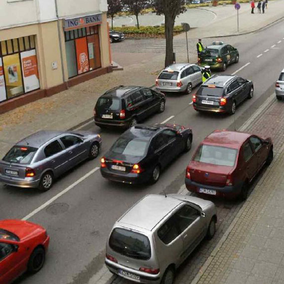 Policjanci sprawdzali trzeźwość kierowców. Czasowo wstrzymany został ruch