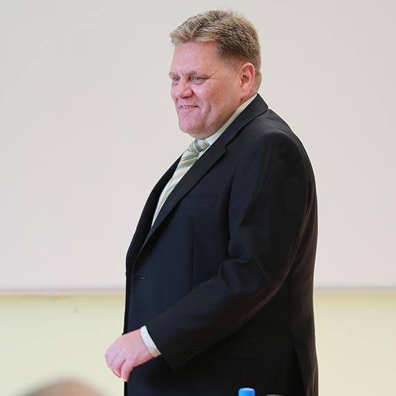 Uchodźcy w Świnoujściu? Czytelnik pyta o bezpieczeństwo gazoportu
