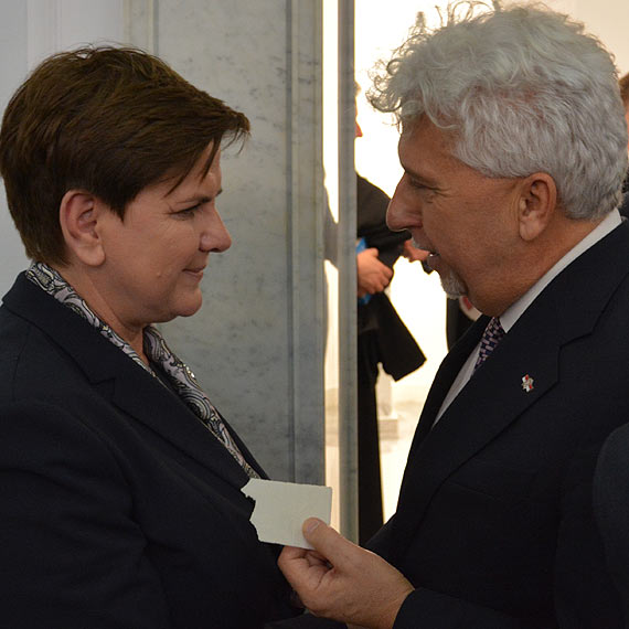 Aby Polska była Polską! Świnoujścianin Zenon Nowak podzielił się opłatkiem z premier Beatą Szydło!