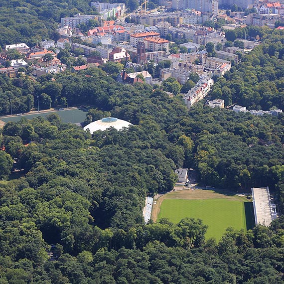 Nowa lekkoatletyczna arena będzie oświetlona! Na stadionie staną 4 maszty oświetleniowe