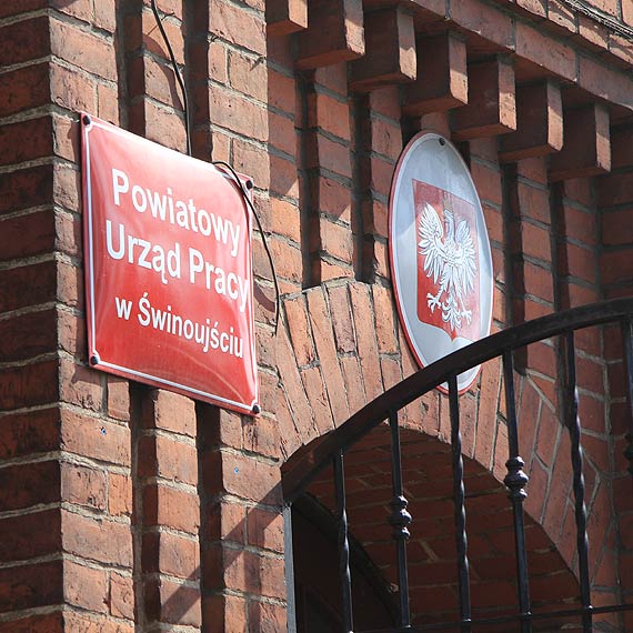 Modzi bezrobotni potrzebuj pomocy