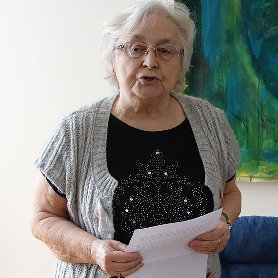 Janina Miecznik – poetka z Sensem