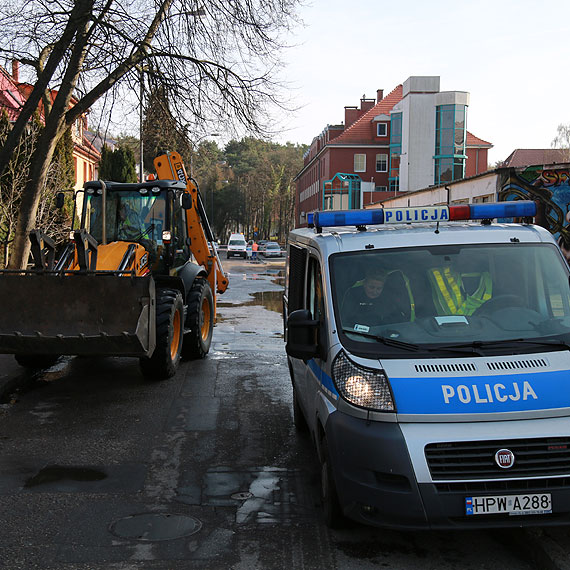 Na Puaskiego pka rura. 1 budynek bez wody