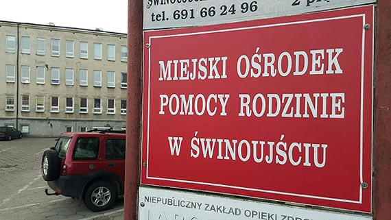 Pracownica MOPR: Zarabiamy mniej ni w dyskoncie