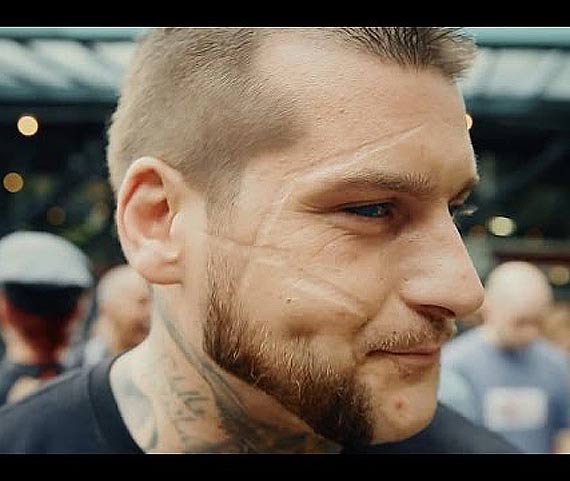 Czytelnik: Zaprośmy na majówkę do Świnoujścia Popka, Borixona lub Gang Albanii!