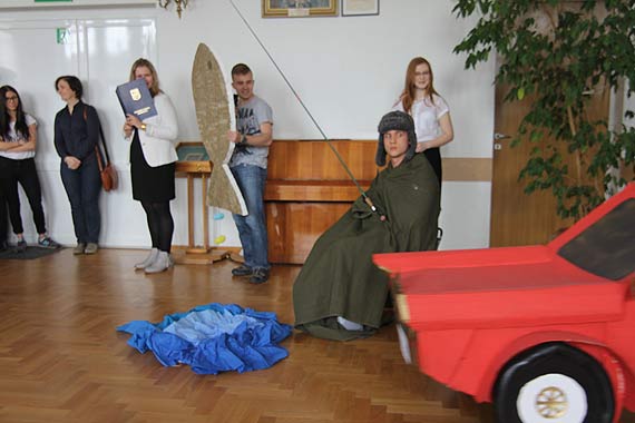 Licealiści z Mieszka zaprosili młodszych kolegów do swojej szkoły