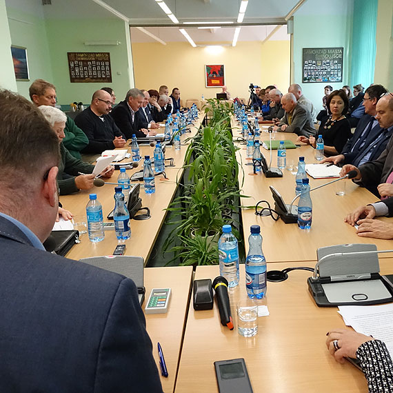 Zarząd Portu zaprezentował w Świnoujściu plany rozwoju portu