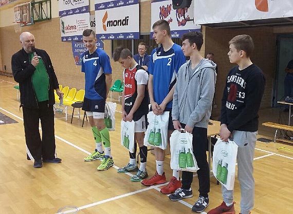 Trwa zwyciêska passa siatkarzy Maratonu ¦winouj¶cie
