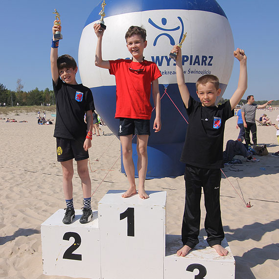 Majowe biegi w plażowym słońcu
