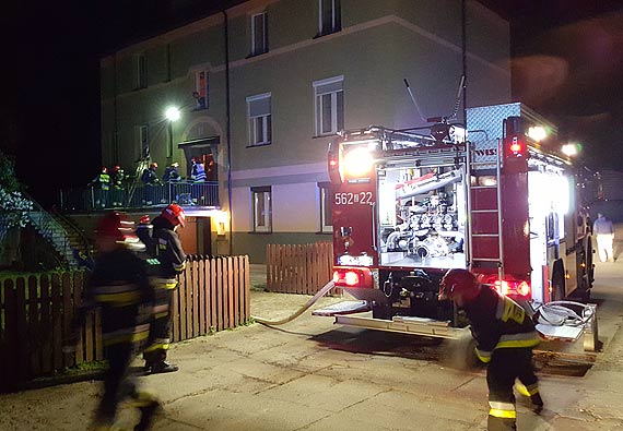 Piecyk gazowy prawie spalił całą kamienicę przy ulicy Wyspiańskiego! Na szczęście obyło się bez ofiar...