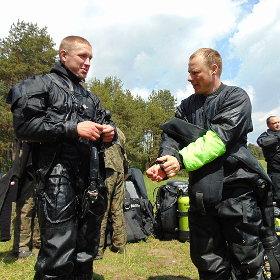 Szkolenie poligonowe nurkw z 8. FOW