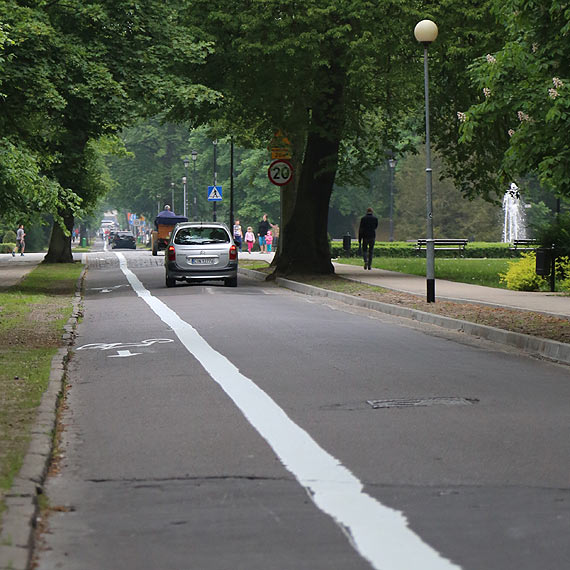 Wzdu Chrobrego powstaje pas dla rowerzystw