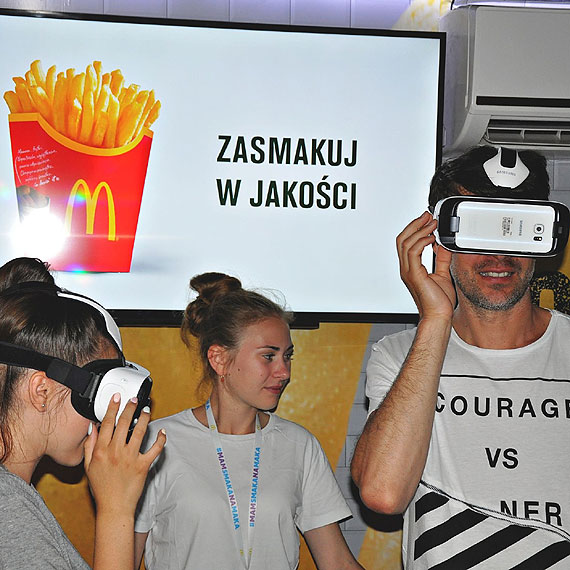 Multimedialna ekspozycja McDonald’s po raz trzeci rusza w trasę! Już w ten weekend dotrze do Świnoujścia!