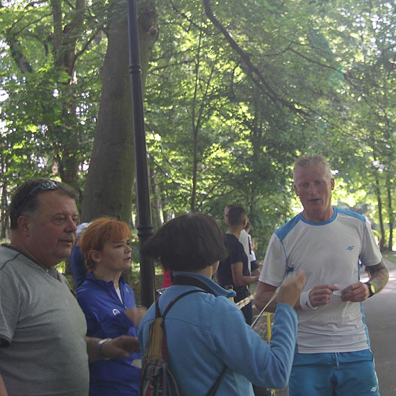 Dziesiątki biegaczy na ścieżkach Parku Zdrojowego. Światowa inicjatywa PARKRUN już także w Świnoujściu!