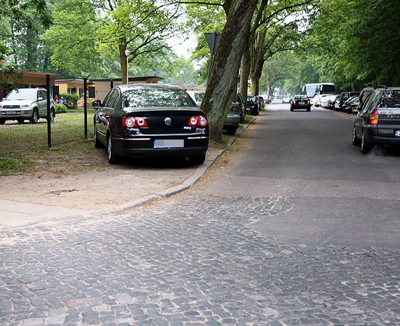 Czy grozi nam komunikacyjny paraliż? Zdesperowani kierowcy parkują gdzie się tylko da!