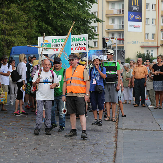 Ruszyła pielgrzymka na Jasną Górę: Każda pielgrzymka jest pierwsza, tak jak miłość