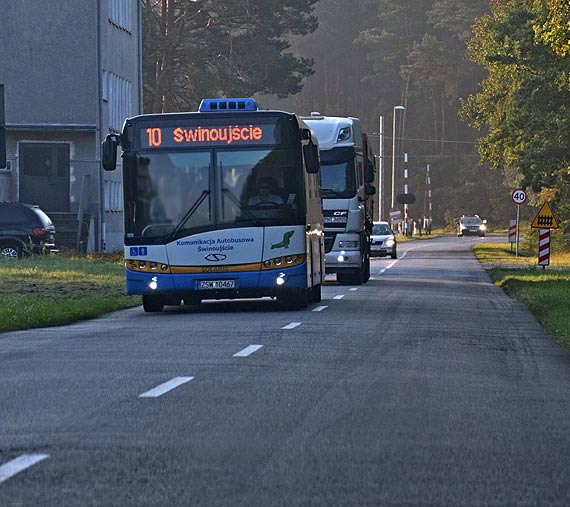 Linia ktra czy! Jak si okazuje, podruje ni sam burmistrz!