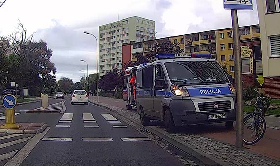 Potrącił rowerzystę na Matejki. Mężczyzna trafił do szpitala