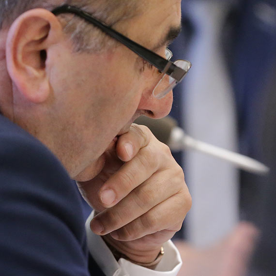 Radny: Żmurkiewicz został sam